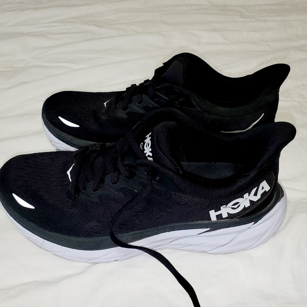 Hoka One One Clifton 8 size 7